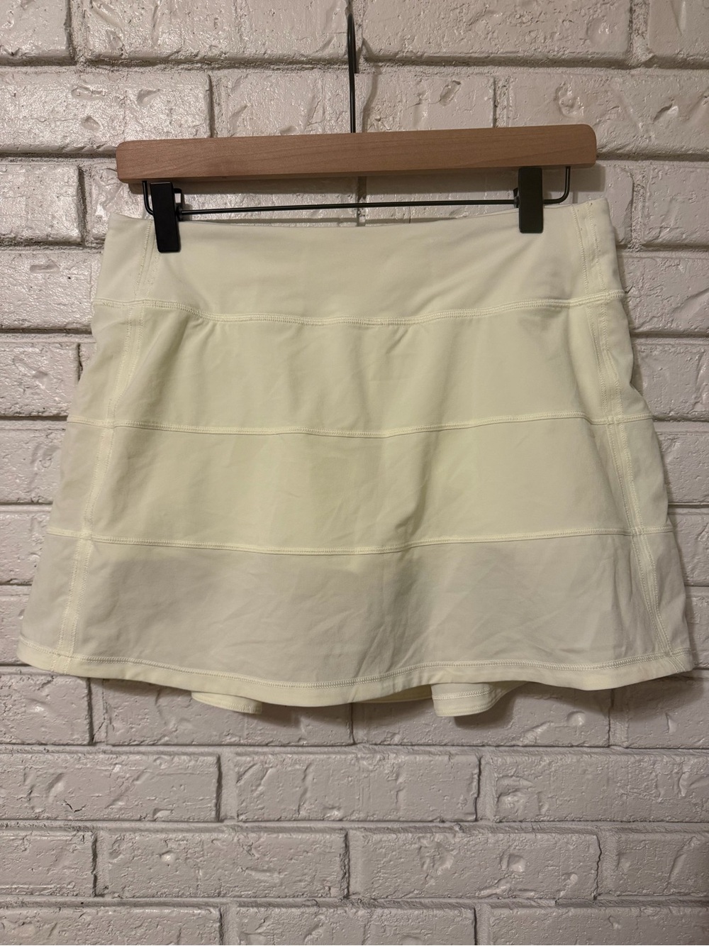 Lululemon Pace Rival Skirt in Lemon Sorbet